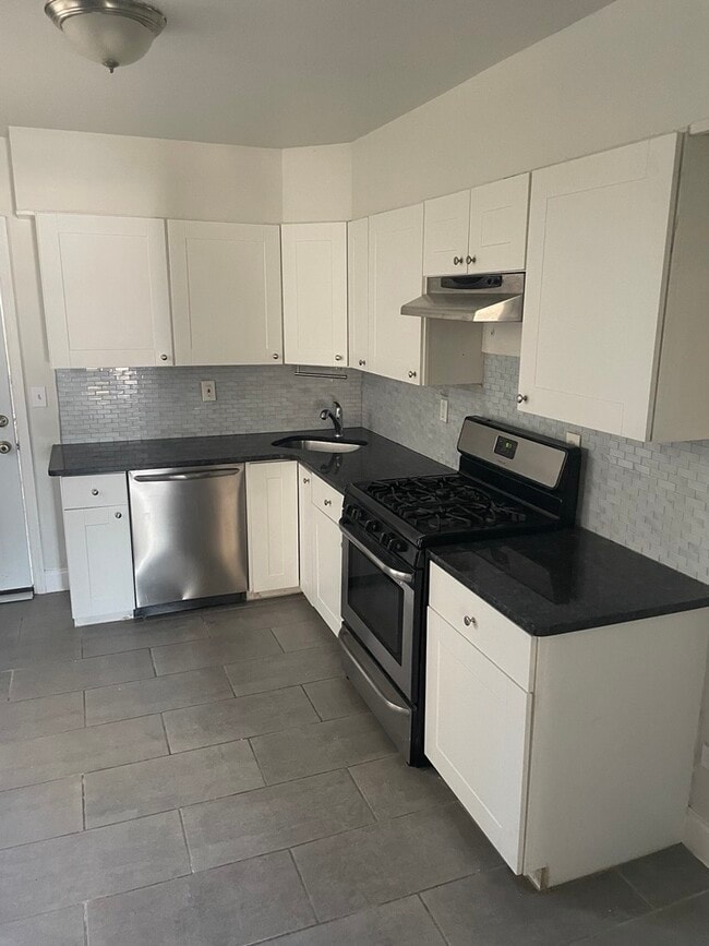 Photo - 4731 Princeton Ave