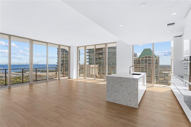Photo - 2678 Tigertail Ave Unit 1707