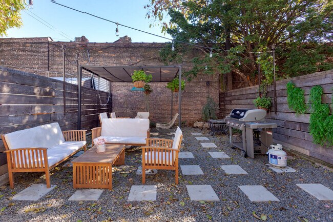 Apartments For Rent For Less Than 1 000 In Brooklyn Ny Forrent Com