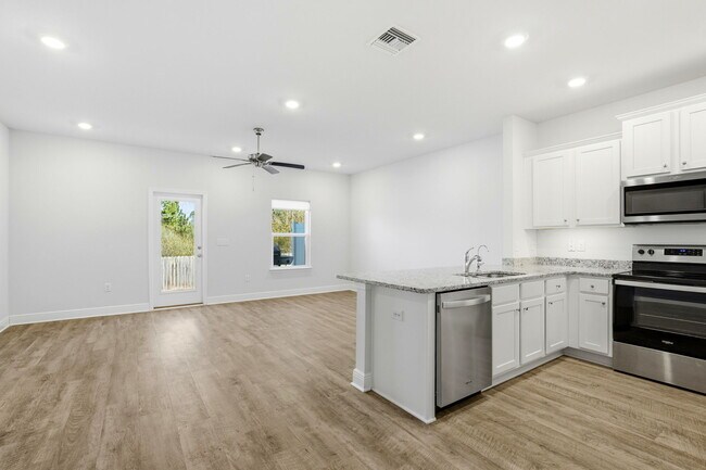 Photo - 1653 Caleigh Ct