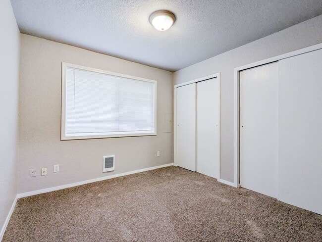 Photo - 328-Halcyon Holdings, LLC Unidad B