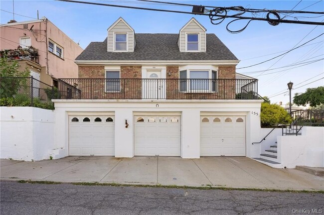 Building Photo - 155 Grand St Unit 2