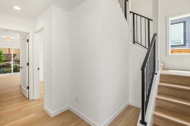 Photo - 3638 Greenwood Ave N