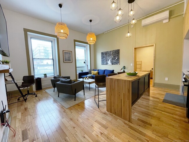 Photo - 139 Orange St Apartment Unit 303