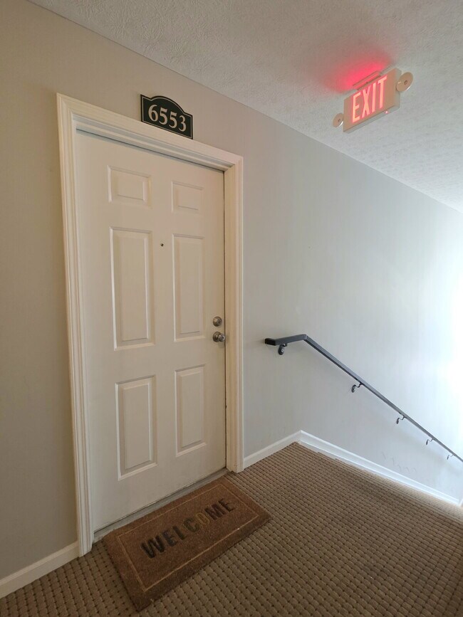 Photo - 6553 Dorothy's Creek