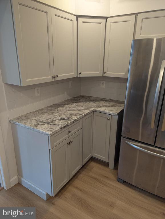 Building Photo - 103 Cross Keys Rd Unit R103D2