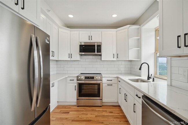 Photo - 405 Grand St Unit 2