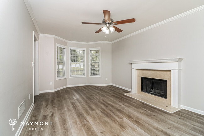 Photo - 113 Whispering Ct