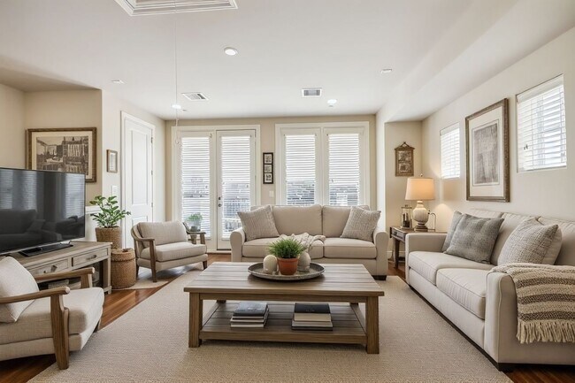 Photo - 2607 Cohn St