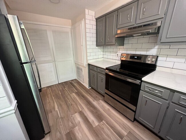 Photo - McKinley 1040-1042 Unit 1040