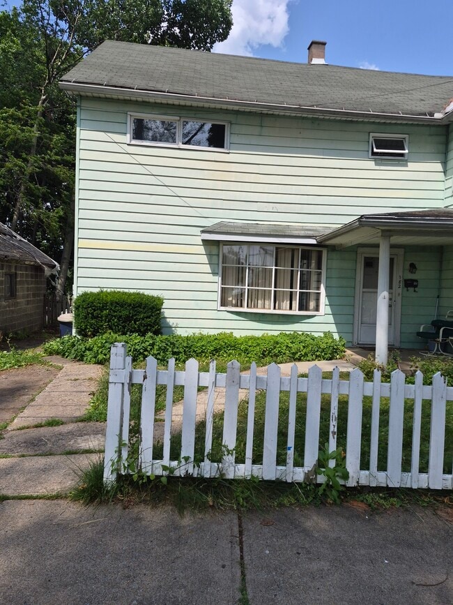 Photo - 182 Golden Ave Unit 182 Golden Ave