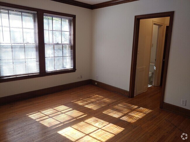 Building Photo - 2434 Dupont Ave S Rental