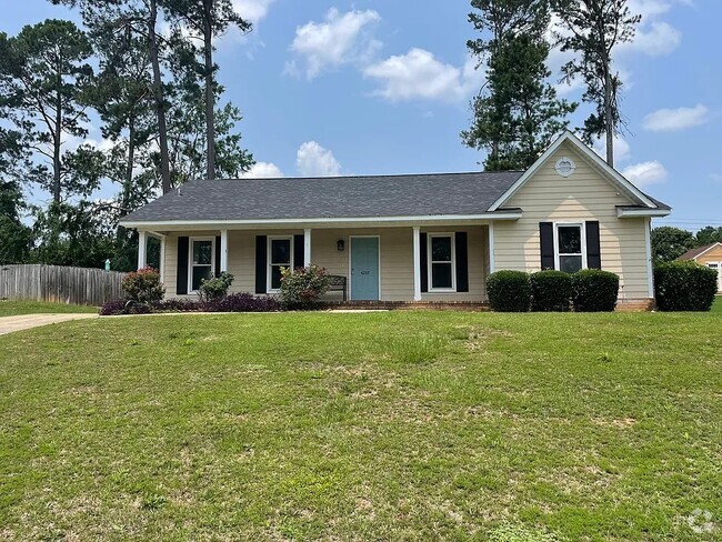 Building Photo - 4207 Fairfield Cir Rental