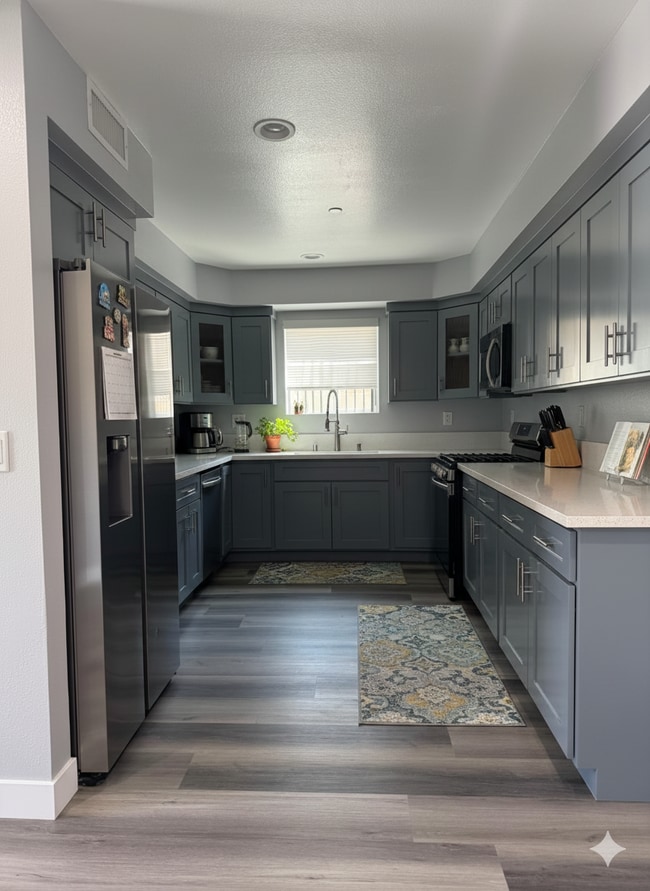 Photo - 1346 E Vernon Ave Unit 1346