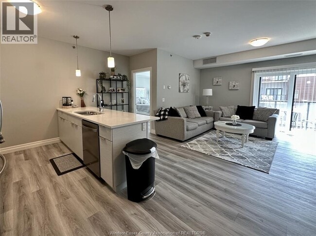 Photo - 728 Brownstone Dr Unité 505