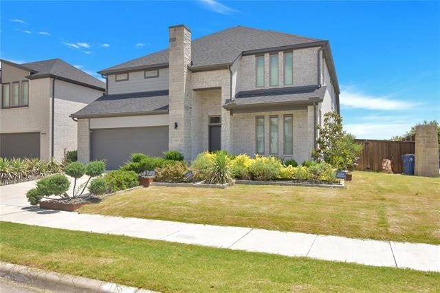 Building Photo - 1901 Crestwood Ln