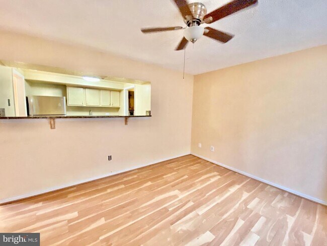 Photo - 8864 Walutes Cir