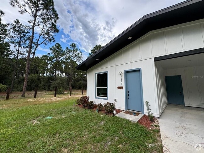 Building Photo - 5841 SW 204th Ave Rental