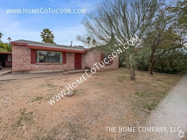 Building Photo - 4308 E Whitman St Rental