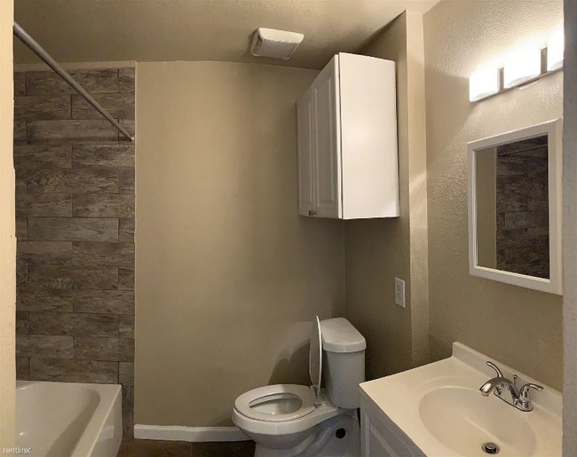 Photo - 7065 Bellfort Ave Unit 7065 Bellfort #10