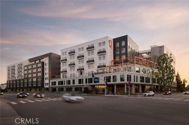 Building Photo - 21010 Erwin St Unit 623