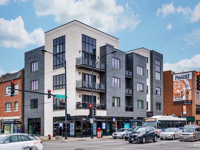 Photo - 1607 W Irving Park Rd Unit 4C