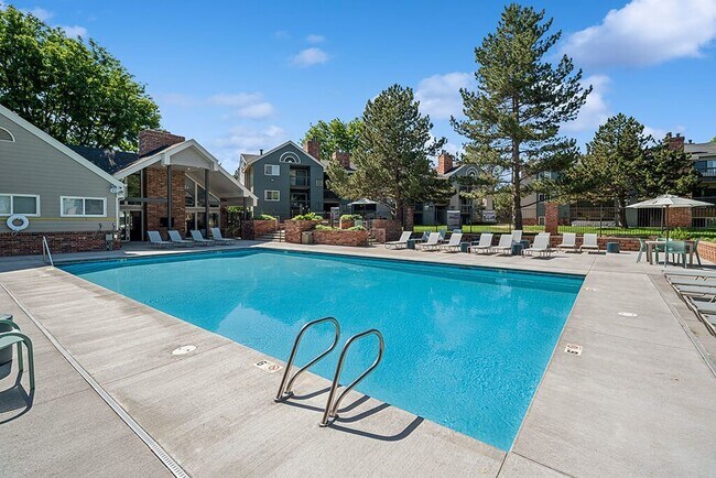 Rock Peak on Sunset Apartments