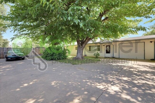 Photo - 7603 Linden Ave