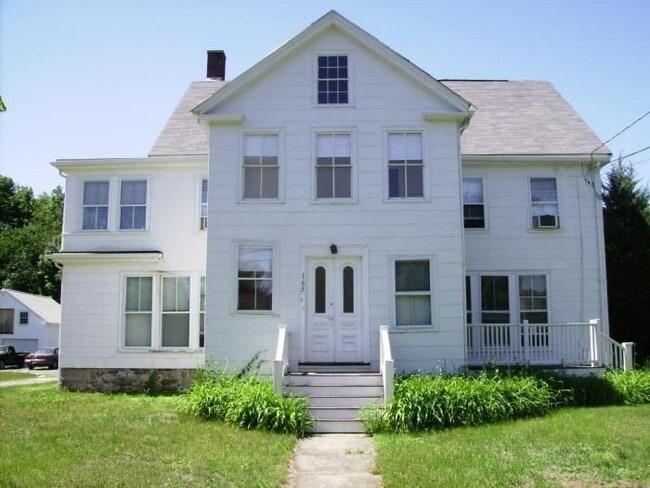 Building Photo - 165 Concord Rd Unit 2