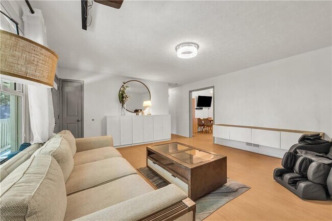 Photo - 5712 Port Dr