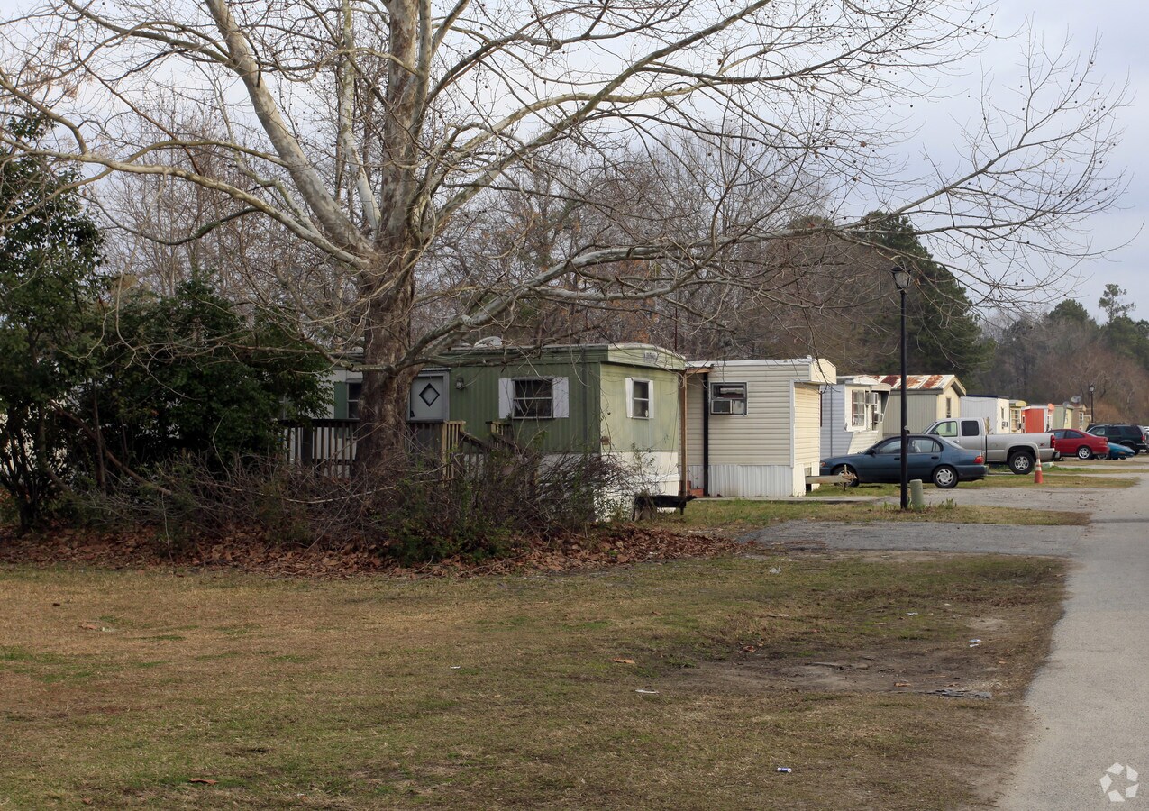 Photo - Ladson Mobile Home Park