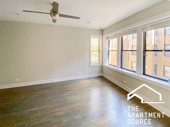Photo - 2624 N Rockwell St Unit 3