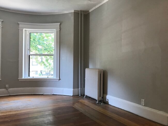 Photo - 24 Peterborough St Unit 3