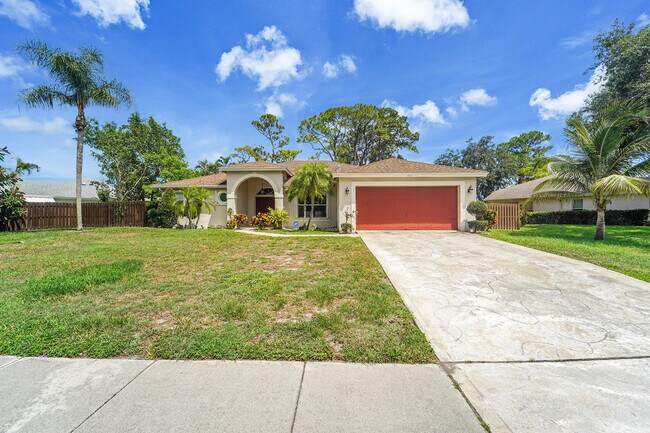 Photo - 945 Sunflower Ave House