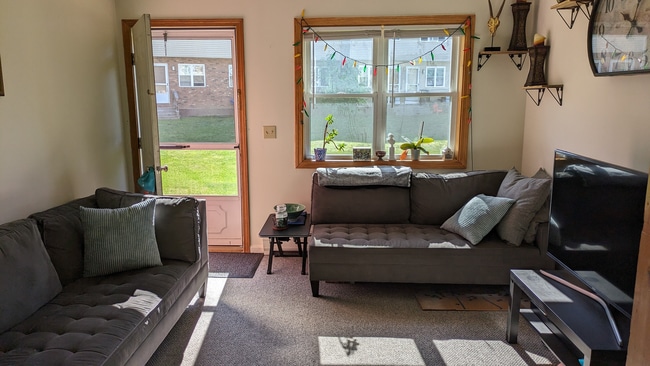 Photo - Newly Renovated 2 Bedroom