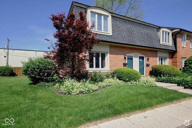 Building Photo - 8502 Canterbury Square W Rental