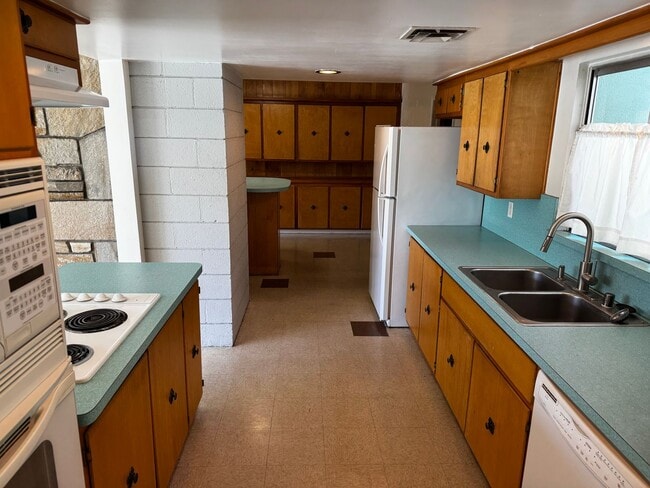 Photo - Mid-Century Home with Pool – Heart of Vegas