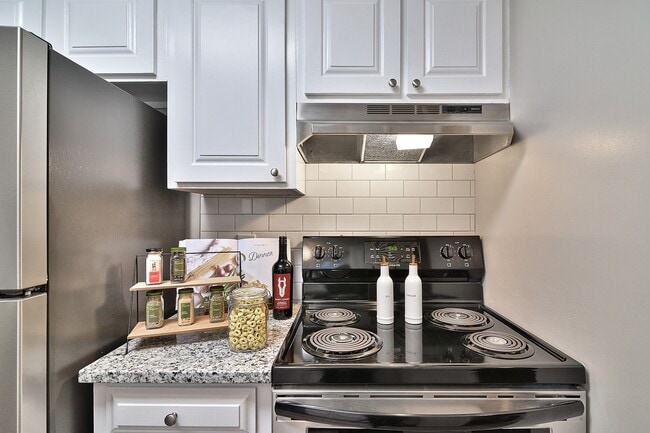 Granby Oaks Apartments