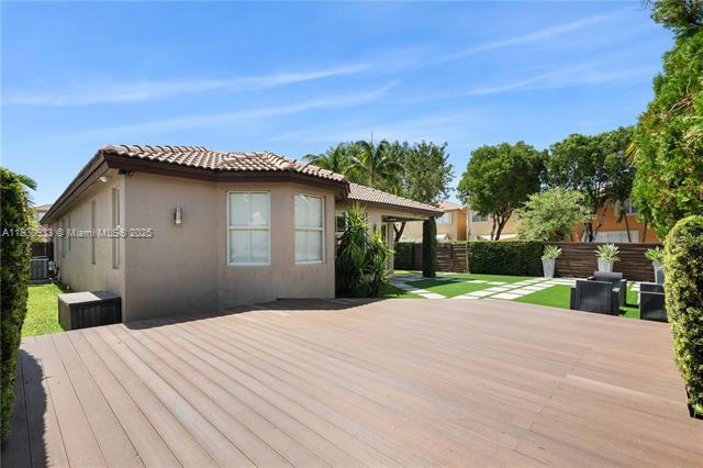 Photo - 8555 NW 111th Ct