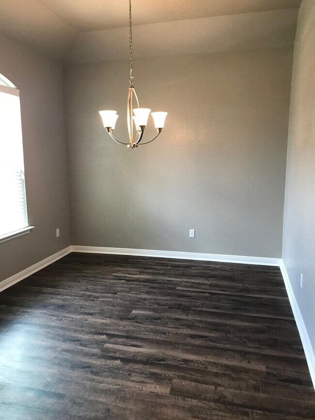 8117 Northgate Lp