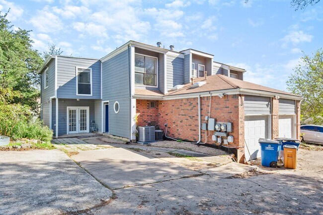 Photo - 6726 Lancret Hill Dr