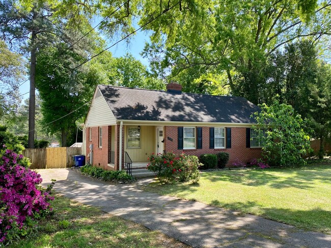 Photo - 1938 Fairfield Dr Casa