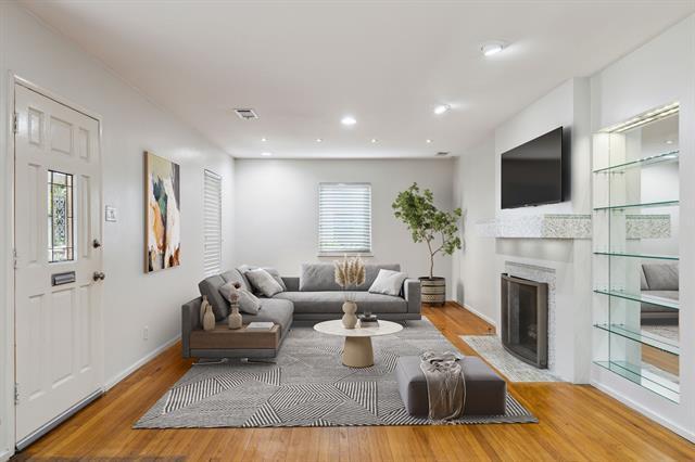 Photo - 5102 W Mockingbird Ln