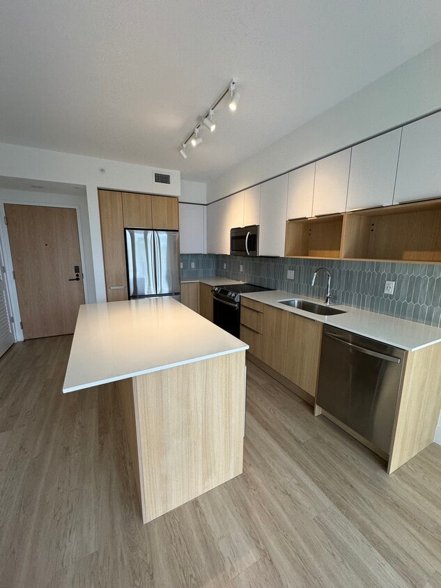 Photo - 136 NE 43rd St (Miami, FL)
