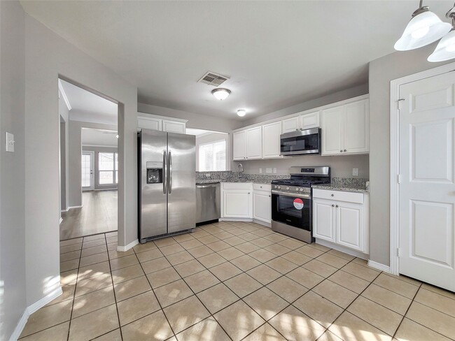 Photo - 5206 Opal Sky Dr