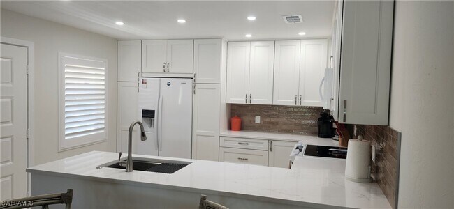Photo - 1051 Foxfire Ln Unidad 302