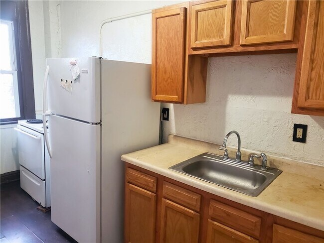 Photo - 1 Camp Ave Unidad 3