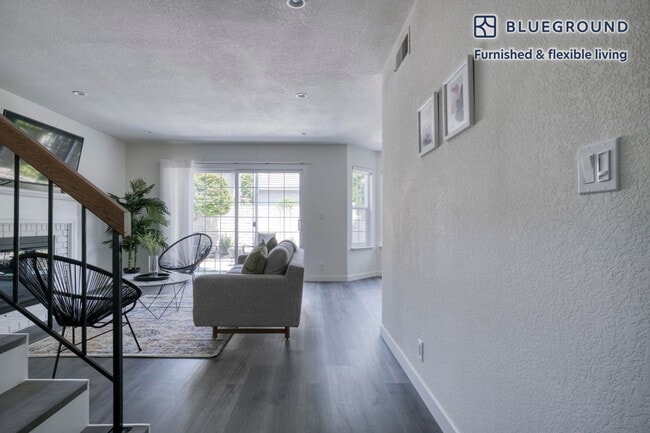 804 Erie Cir