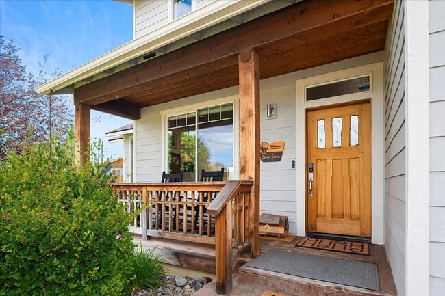 Photo - 1622 NW Rimrock Dr