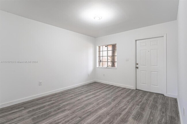 Photo - 17370 NW 69th Ct